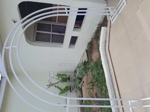Decor Arch for Rental