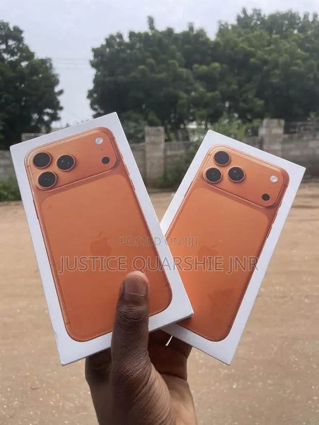 New Apple iPhone 17 Pro Max 256 GB Orange · Photo 1