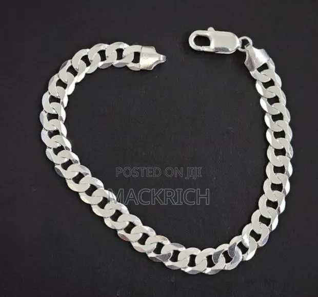 Silver Chains · Photo 2
