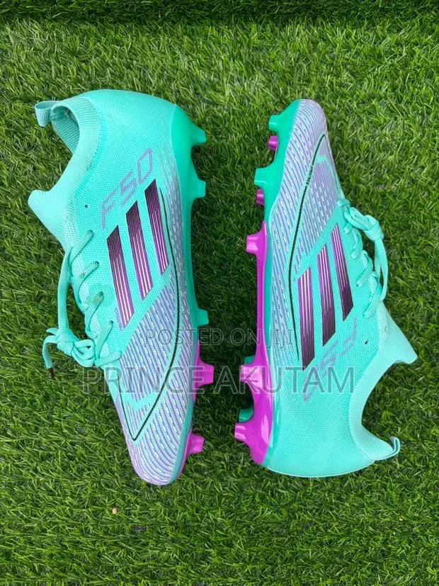 Football Boots · Photo 1