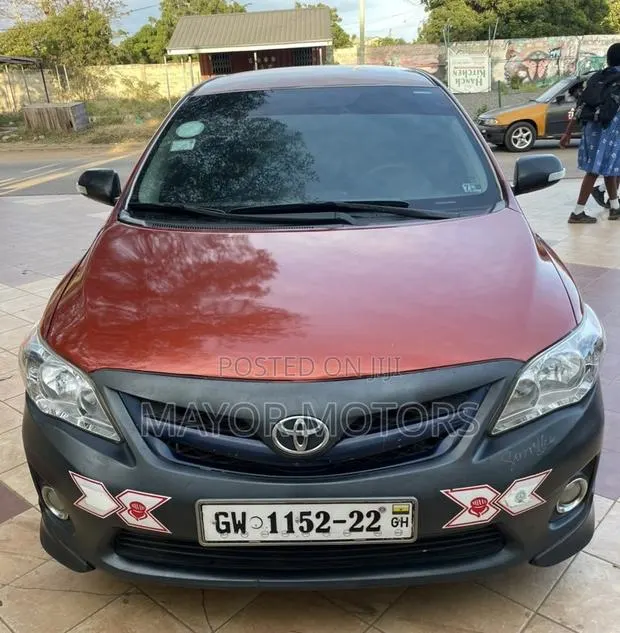 Toyota Corolla S 4dr Sedan (1.8L 4cyl 4A) 2013 Red · Photo 1