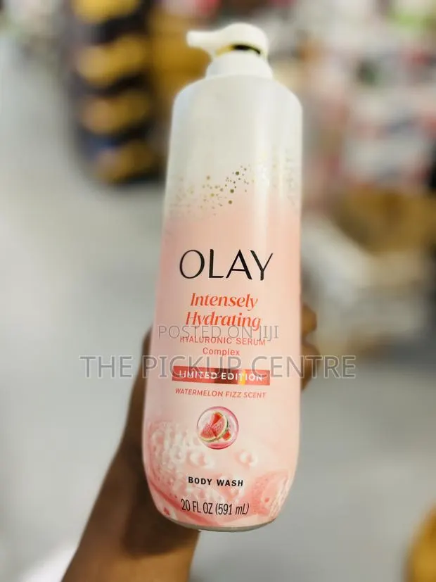 OLAY Intensely Hydrating Body Wash 591ml · Photo 1