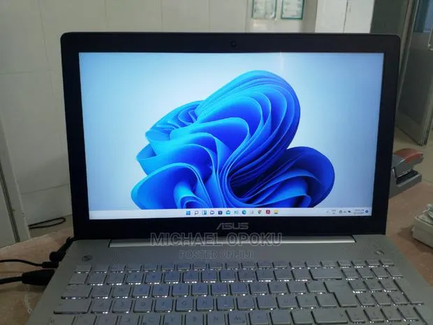 Windows 11 Installation · Photo 1