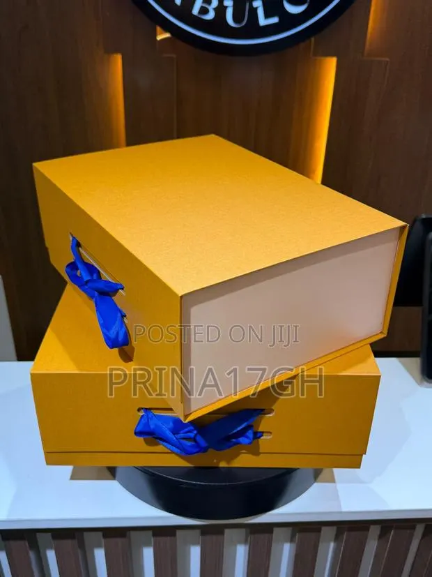 Medium Size Gift Boxes · Photo 1