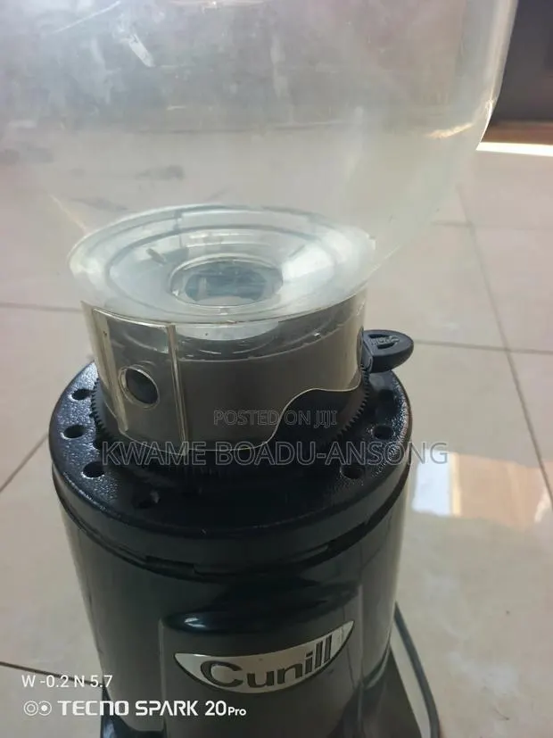 Commercial Coffee Beans Grinder · Photo 1