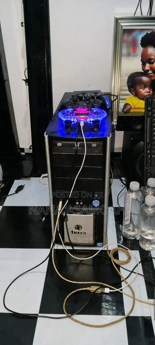 Server 12GB Intel Core i7 SSD 512GB · Photo 1