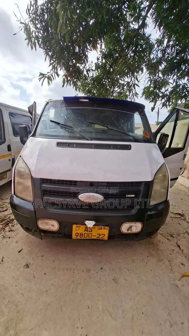 Ford Transit 2007 White · Photo 2