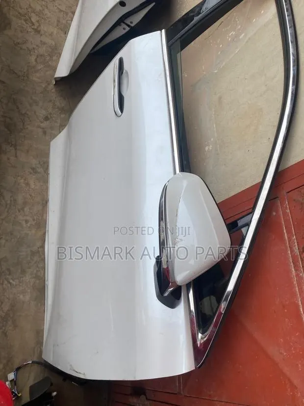 Lexus RX350 2023 2024 2025 2026 Door Complete · Photo 1