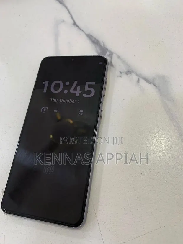 Samsung Galaxy S21 5G 128 GB Black · Photo 1
