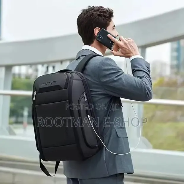 High-End Business Backpack Men's Waterproof Business Travel Laptop · Photo 1
