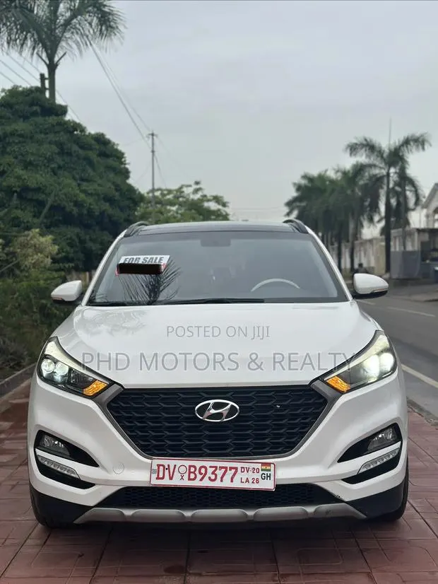 Hyundai Tucson SE AWD 2016 White · Photo 1
