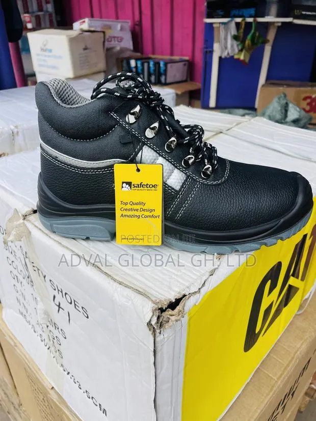 Safety Boot · Photo 1