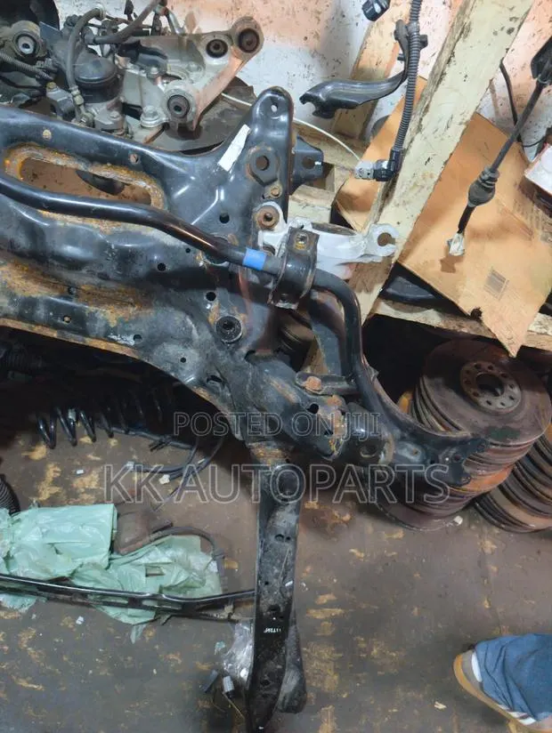 Honda CRV 2017,2918,2019,/21 Front Beam · Photo 1