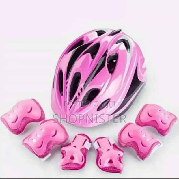 Kids Helmet and Knee Pads All Colours · Photo 1