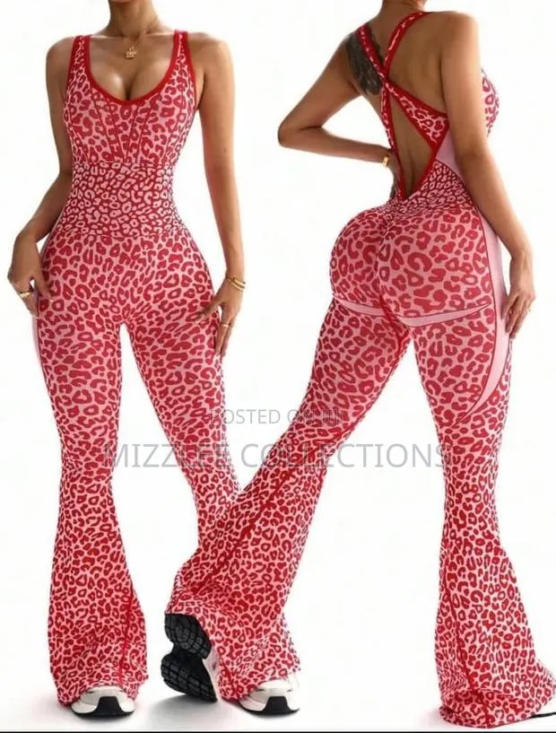 Ladies Classic Fitted Jumpsuit · Photo 1