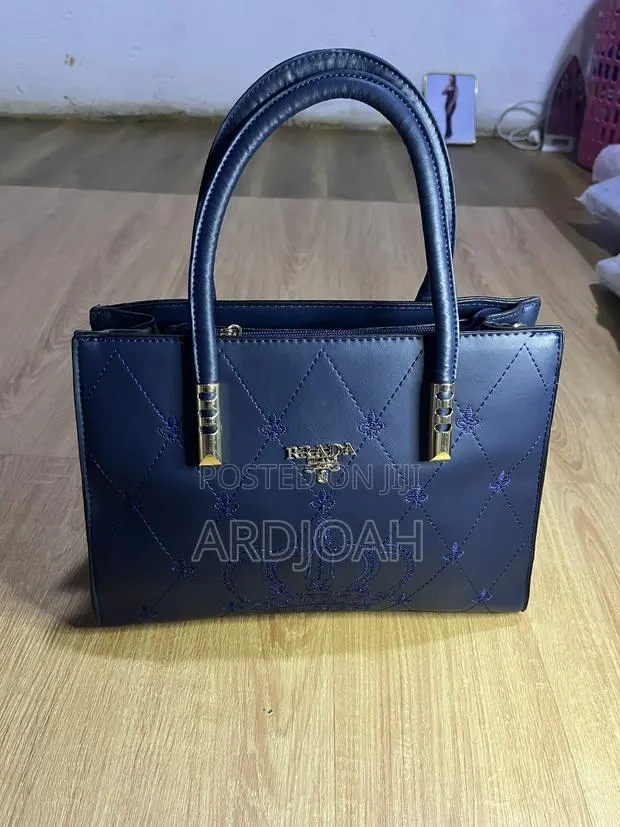 Affordable Quality Handbag · Photo 1