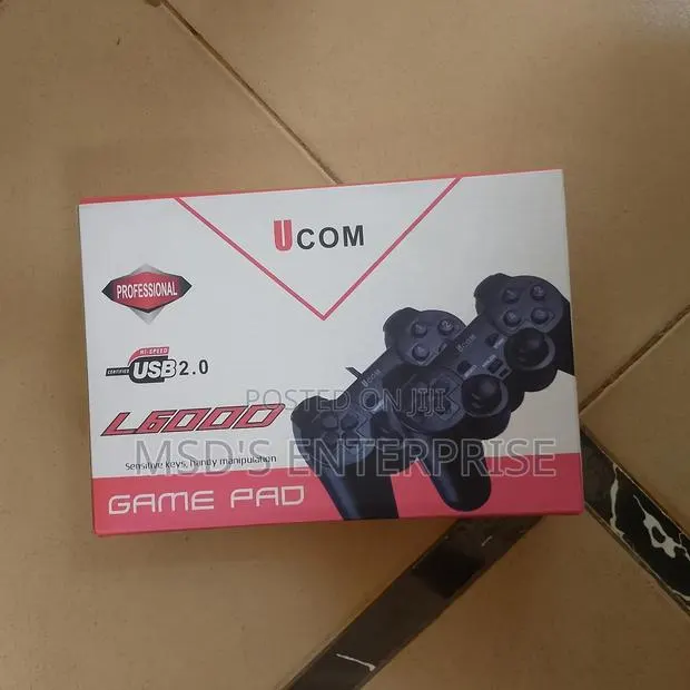 Wired Double Ucom Controller · Photo 1