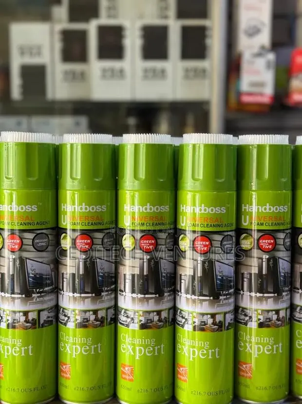 Handboss Universal Foam Cleaning Agent · Photo 1