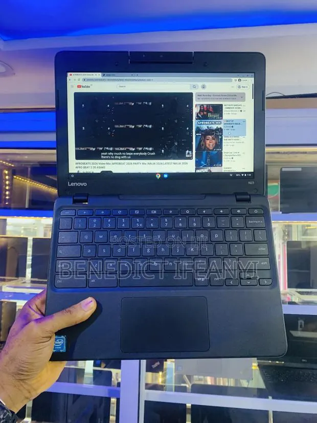 Laptop Lenovo N23 Chromebook 4GB Intel SSD 128GB · Photo 1