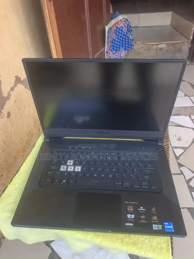 Laptop Asus TUF Dash F15 24GB Intel Core i7 SSD 512GB · Photo 1
