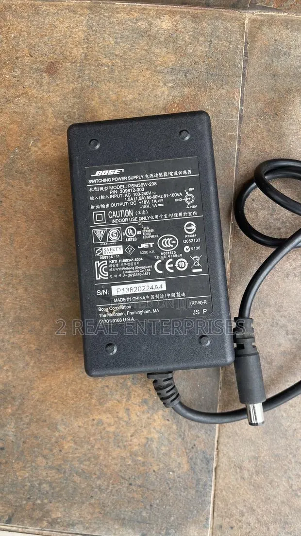 Bose Sound Dock Power Adapter 18V · Photo 1