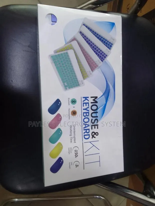 Universal Bluetooth Keyboard and Mouse · Photo 1