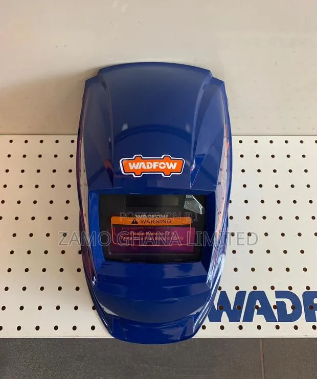 Auto-Darkening Welding Helmet - Wwh2501 · Photo 1