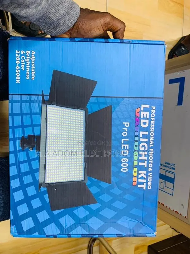 Quality Professional Photo Video Led Light Pro Led 600 · Photo 1