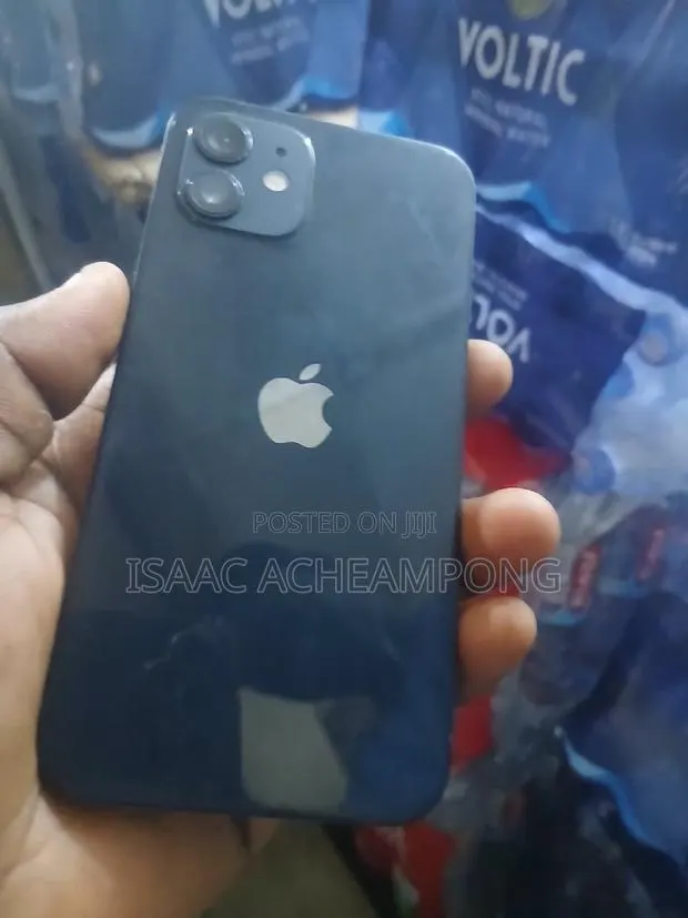 Apple iPhone 12 64 GB Blue · Photo 1