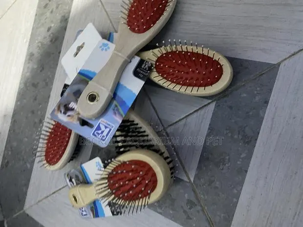 Dog Brushes Available in Stock · Photo 1
