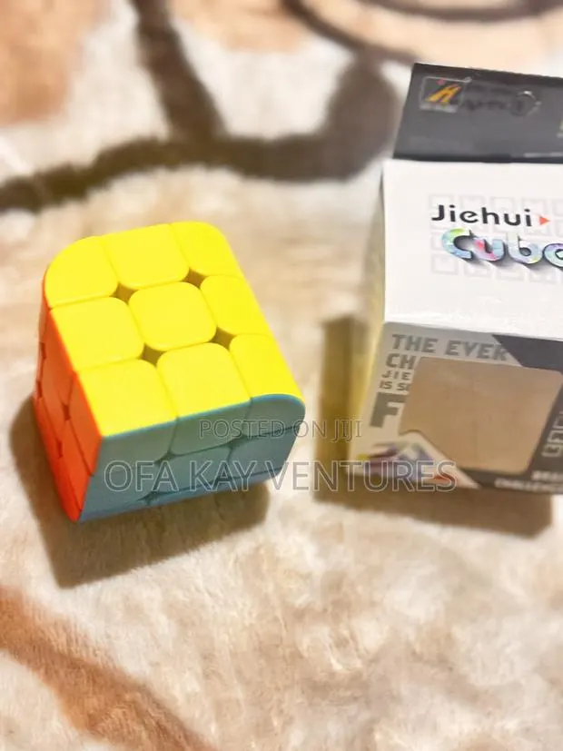3x3 Penrose Curve Rubik’S Cube · Photo 3