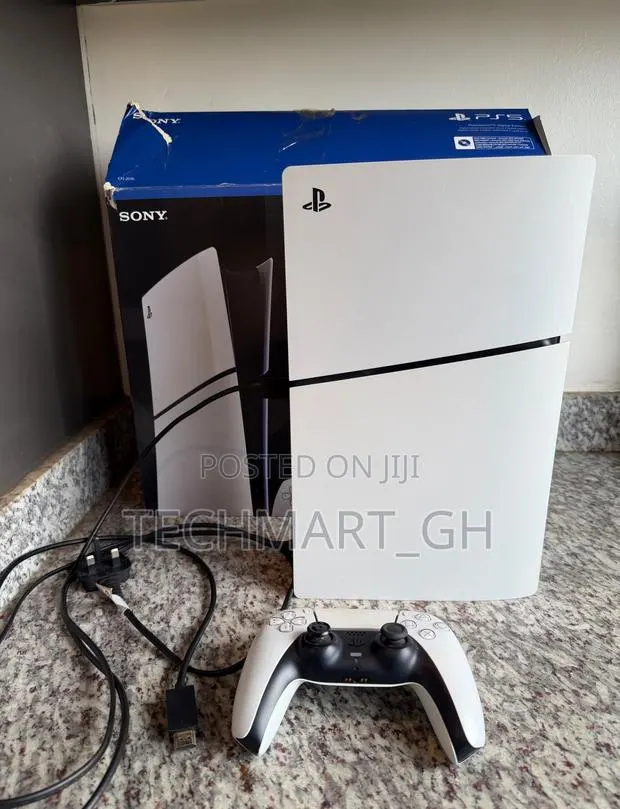 Ps5 Slim Standard 1tb · Photo 1