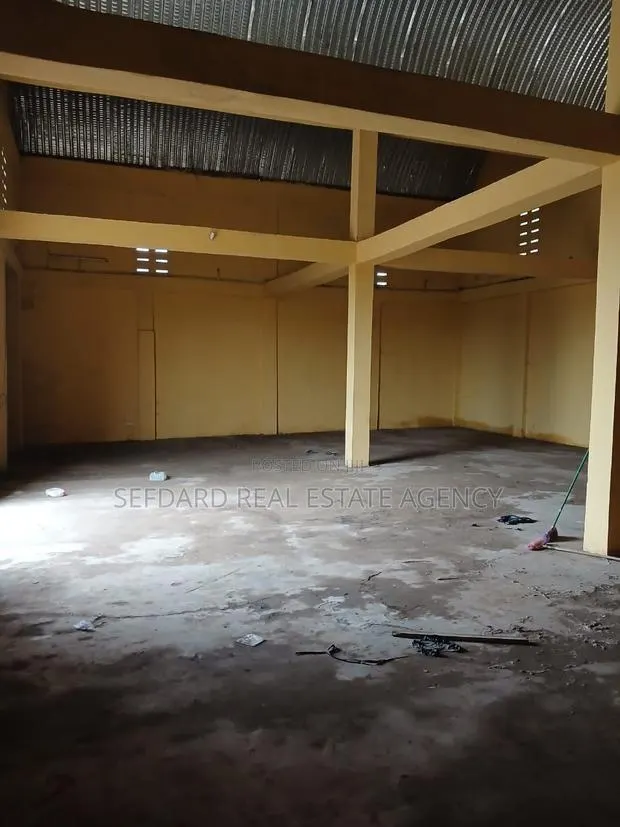 Warehouse for Rent – Roadside Location · Photo 3