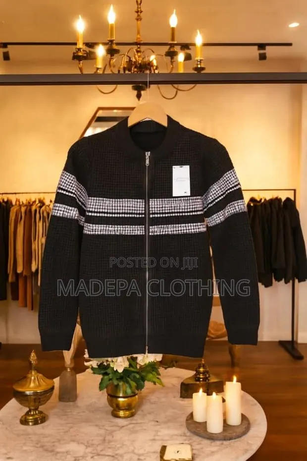 Quality Stock Sweater For Unisex · Photo 1