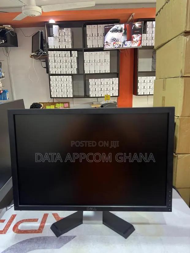 Dell 22” Monitor · Photo 1