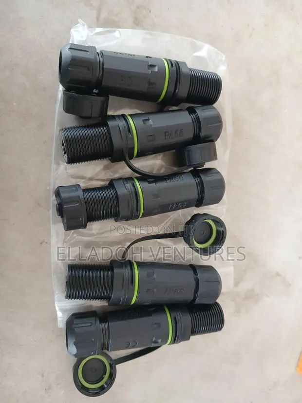 Starlink Cable Connector · Photo 1