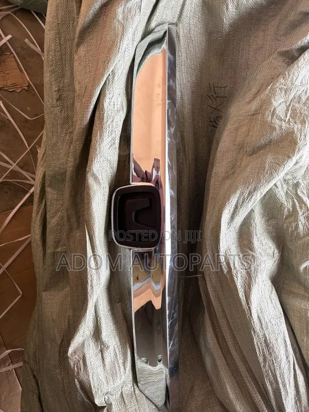 Honda Accord Bumper Shell 2018 2019 2020 · Photo 1