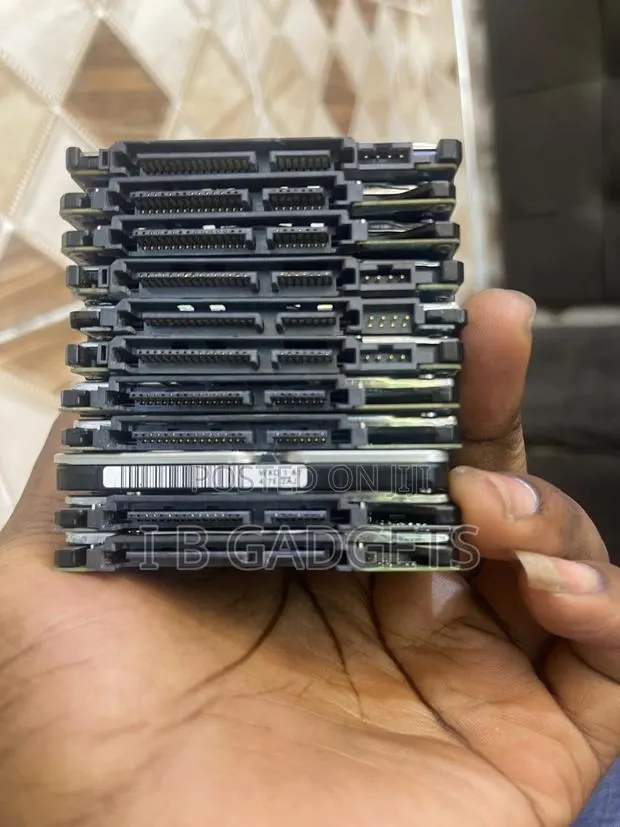 500 Hard Drive Available And Other Specs · Photo 1