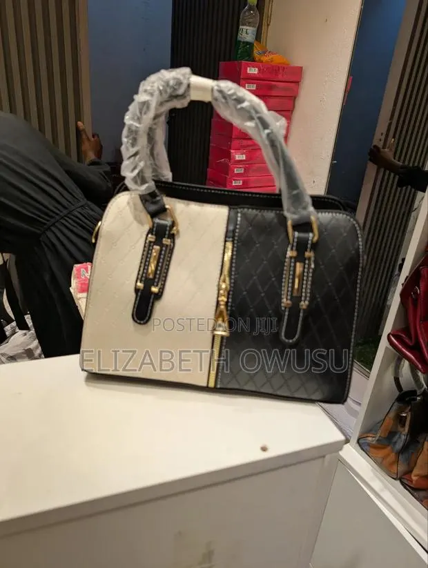 Ladies Bag · Photo 3