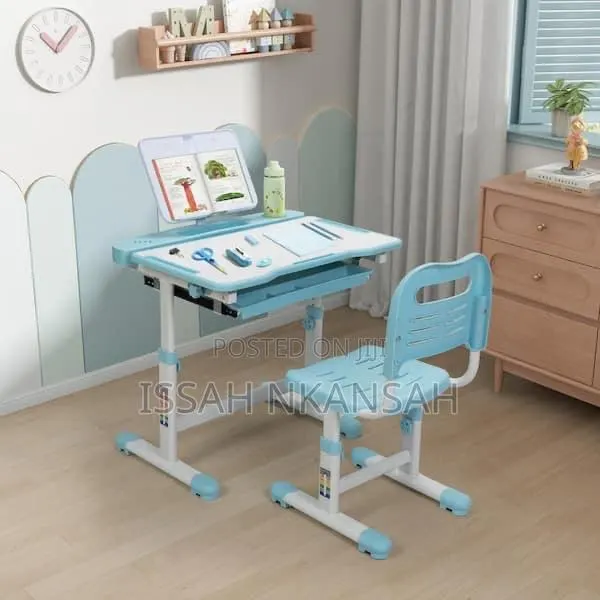 Children Desk · Photo 3