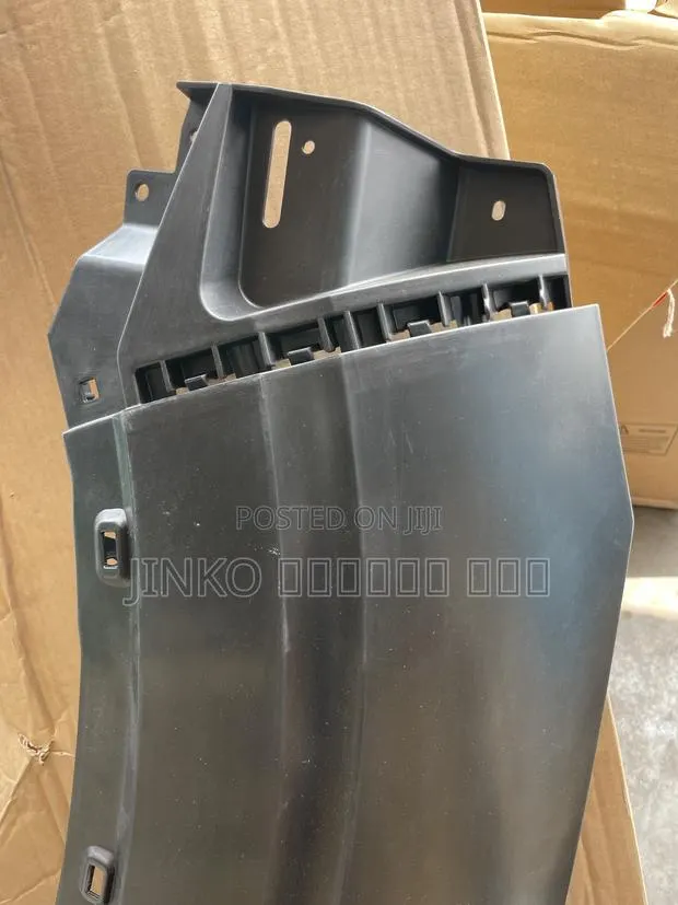 Mitsubishi Outlander 2023-on Fender(plastic) · Photo 1