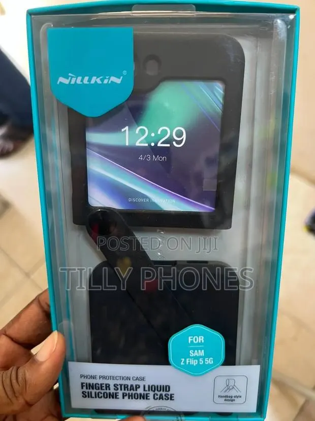 Galaxy Z Flip 5 Case · Photo 1