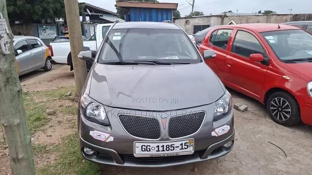 Pontiac Vibe 2006 Gray · Photo 1