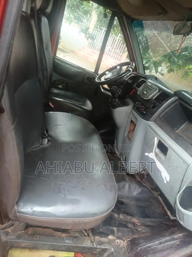 Ford Transit 2008 Pink · Photo 1