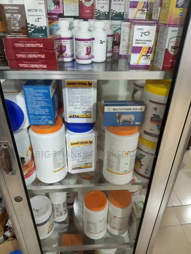 Poultry Medications, L · Photo 1