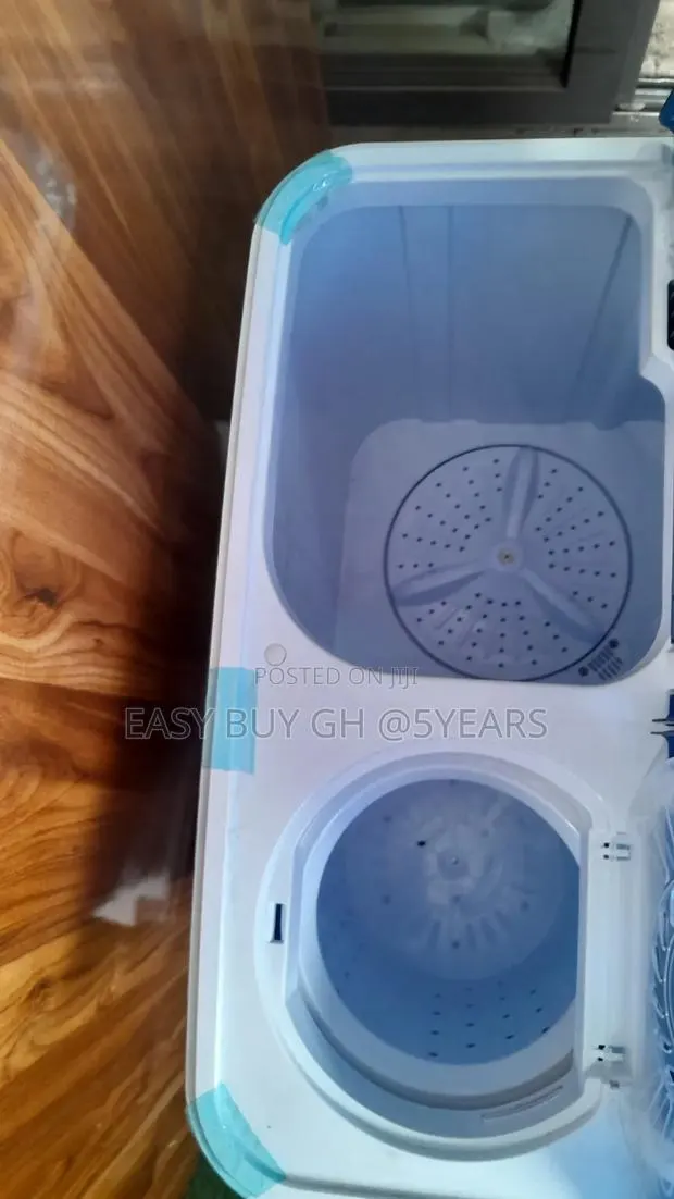 Westpool 4kg Semi-Automatic Twin Tub Washer Wp-408a · Photo 1