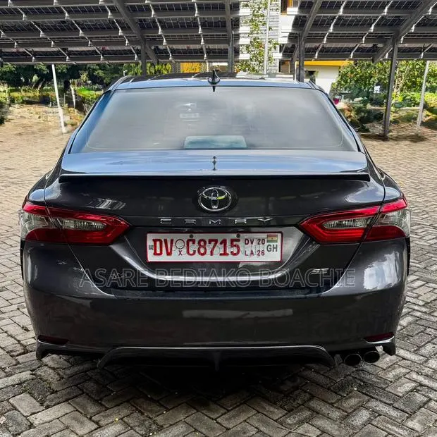 Toyota Camry 2019 Black · Photo 1
