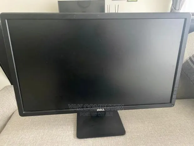 Dell 24 Inch Monitor · Photo 1