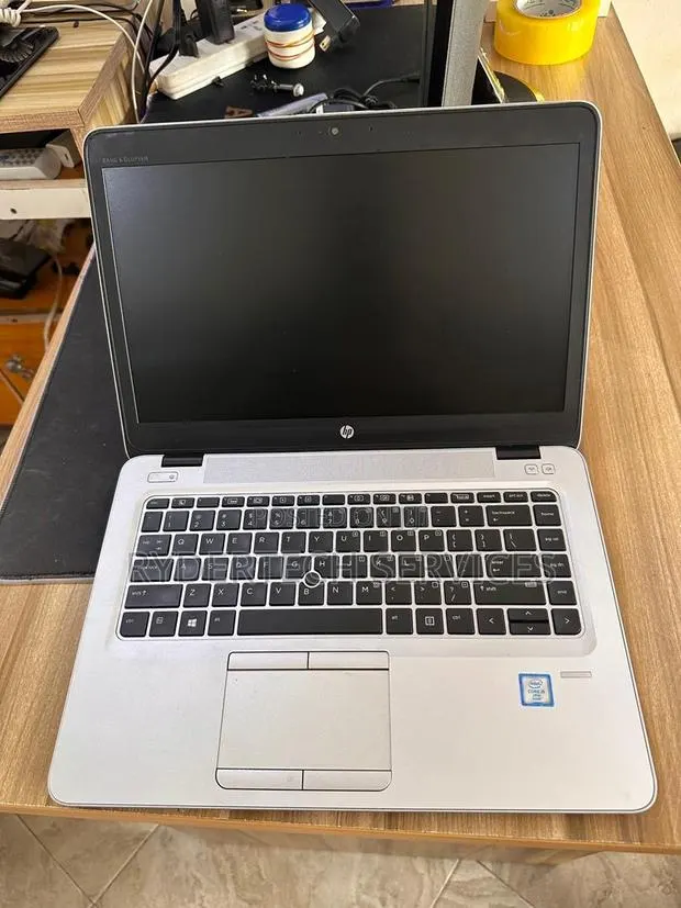 Laptop HP EliteBook 840 G3 8GB Intel Core i5 SSD 256GB · Photo 1