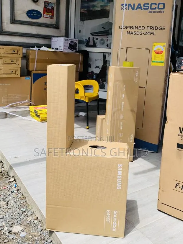 Grab Elegant Samsung Hw-B450f 200w Soundbar · Photo 1
